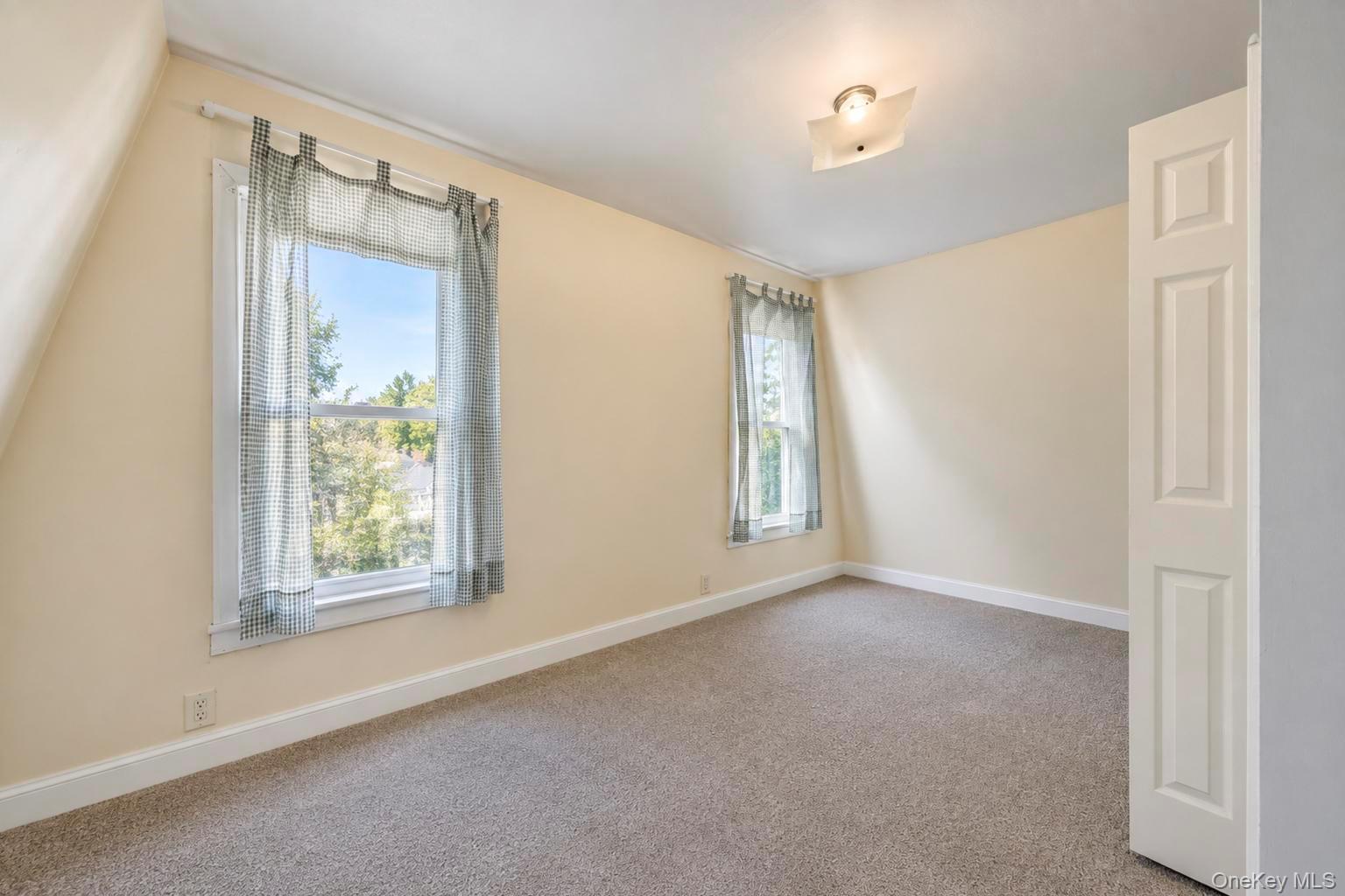 33 Claridge Avenue — photo 22