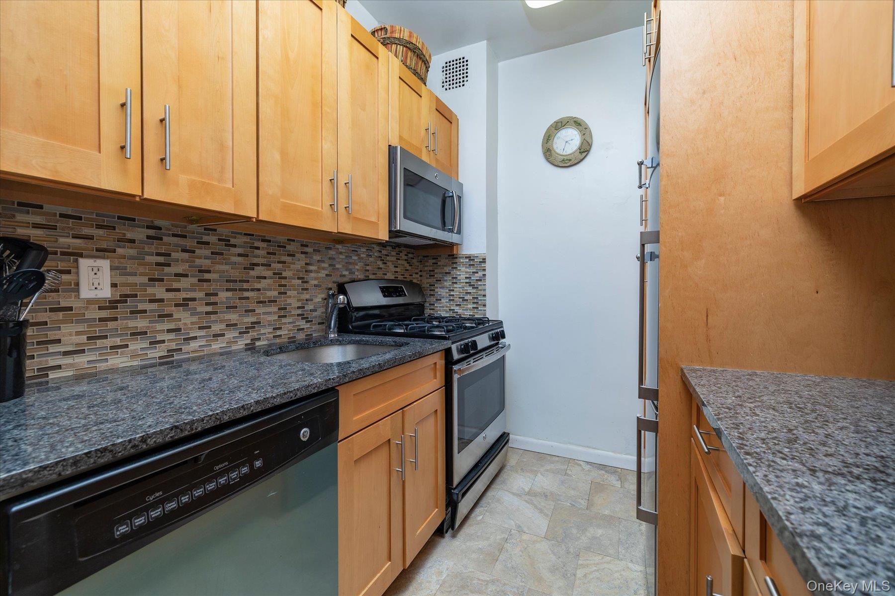 55 Lenox Road #1-K — photo 10
