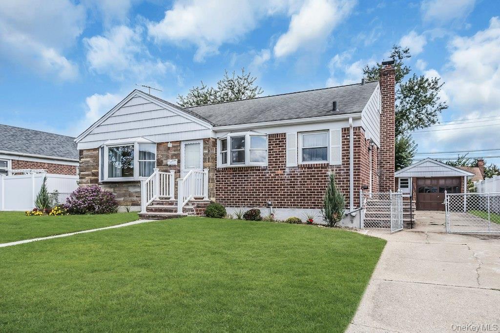 74 Bette Road — photo 2