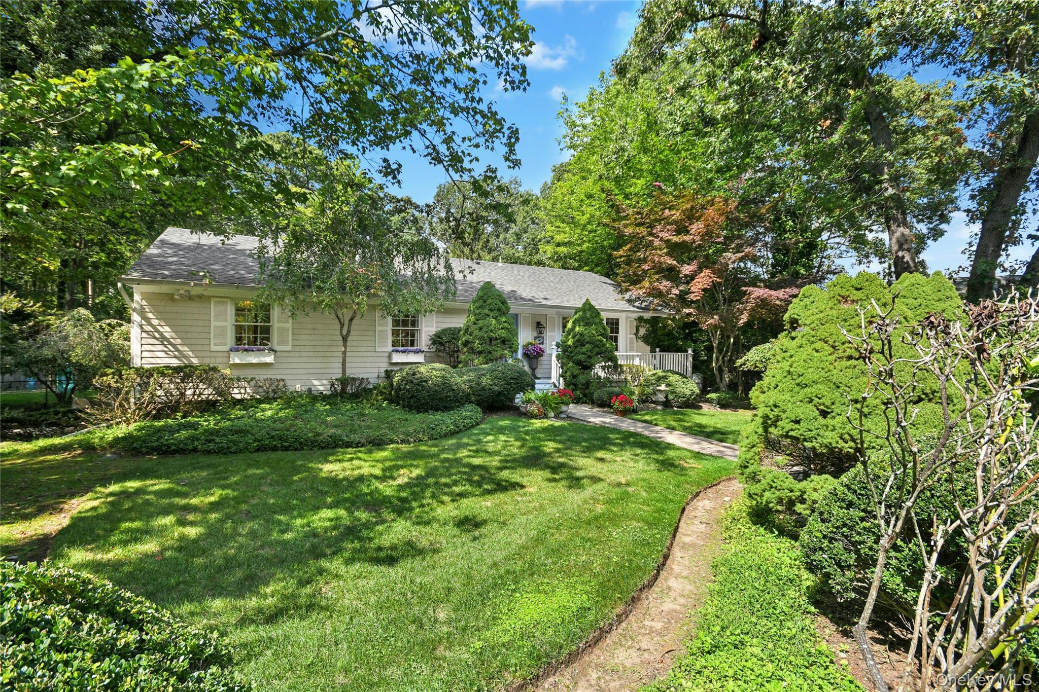 111 Red Oak Court — photo 2