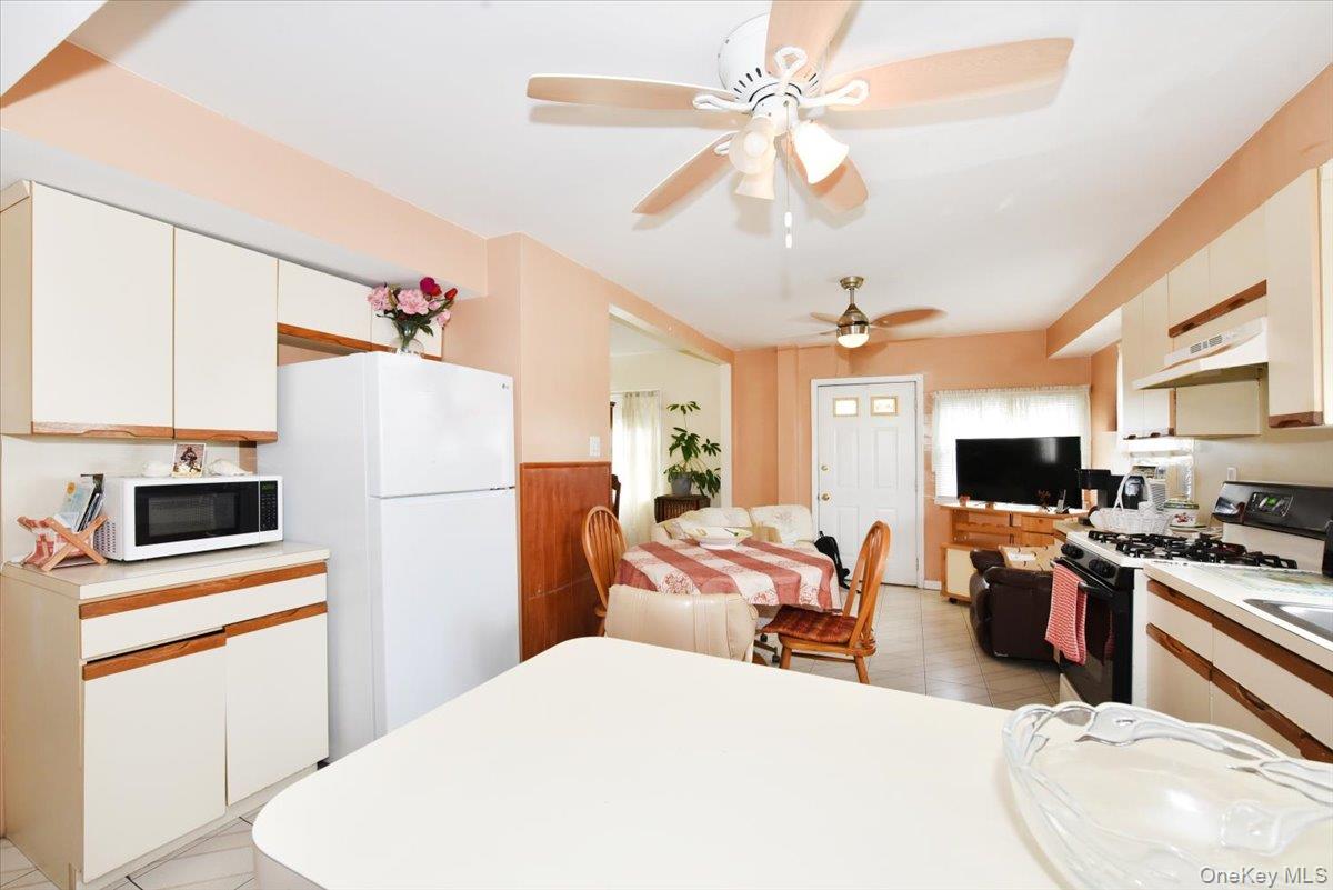 403 Oak Street — photo 11