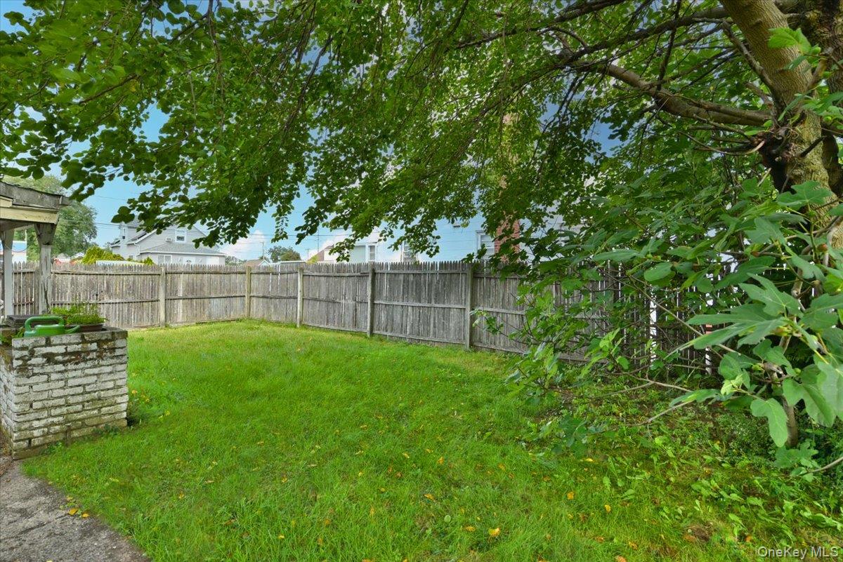 403 Oak Street — photo 26