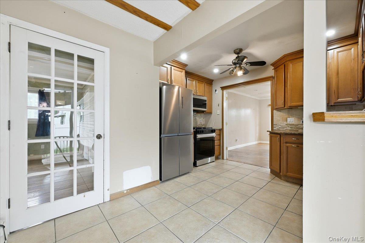 439 39th Street — photo 11