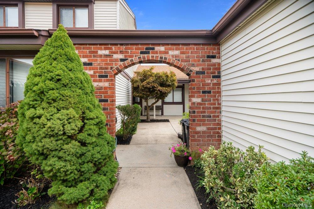 705 Alden Court — photo 7
