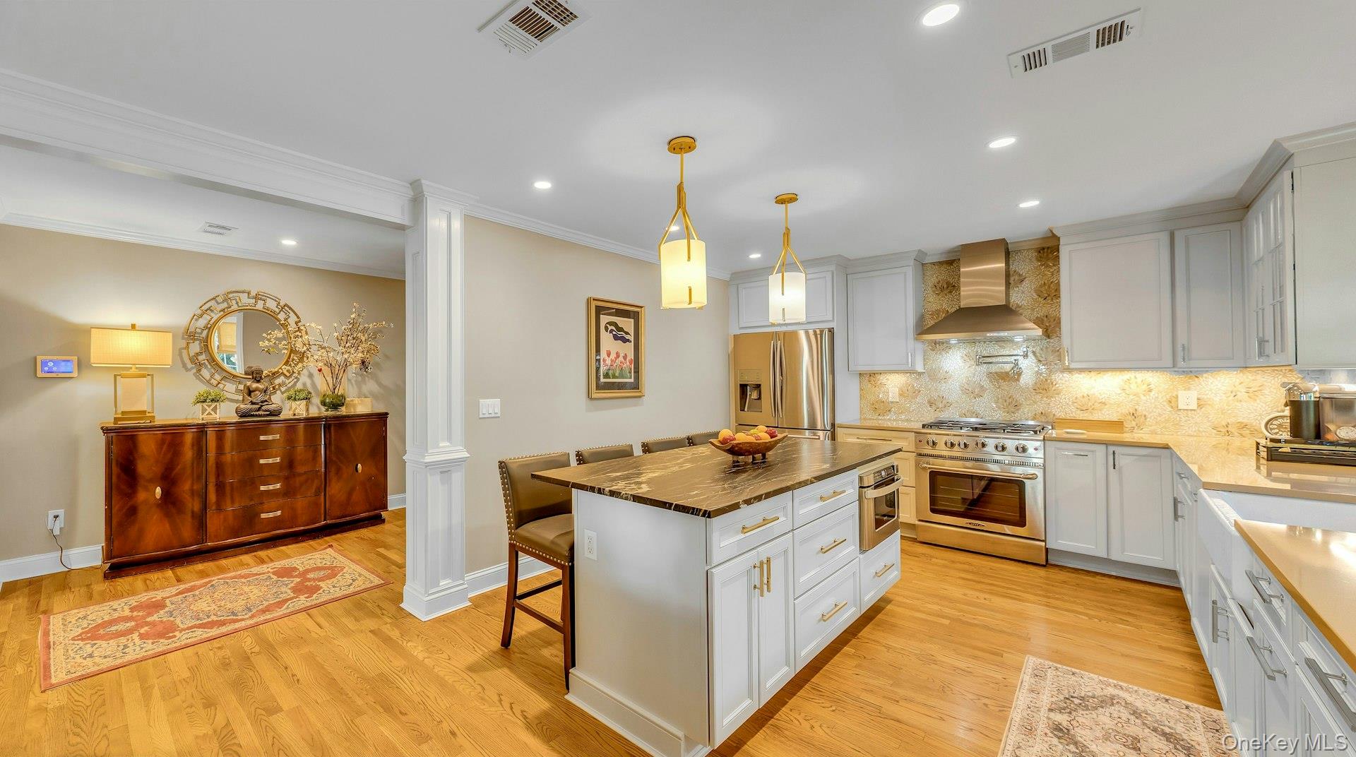 128 Soundview Drive — photo 5