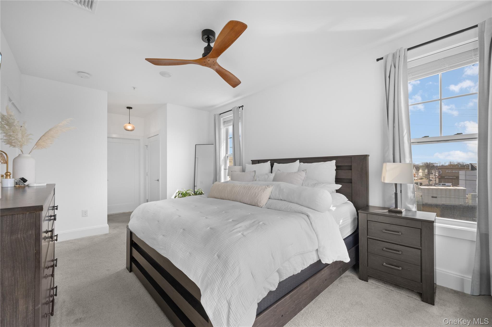 228 Marina Pointe Drive — photo 4