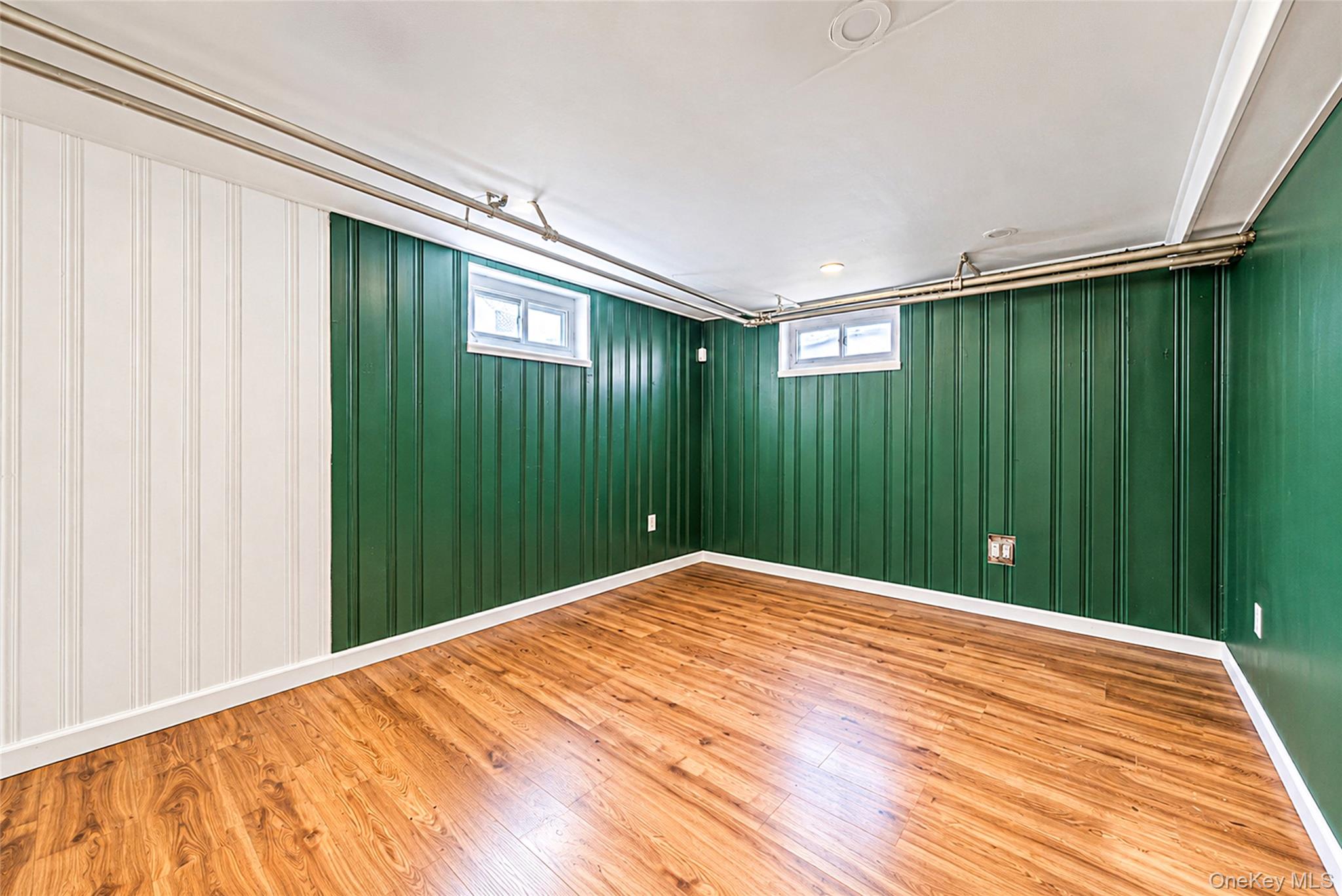 30 Fairview Boulevard — photo 31