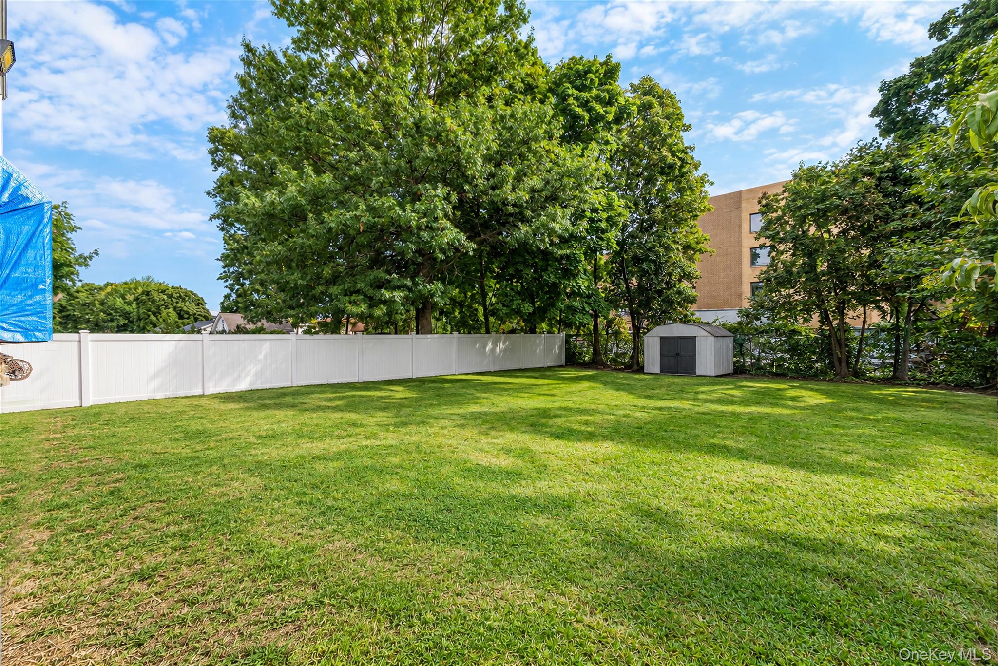 30 Fairview Boulevard — photo 10