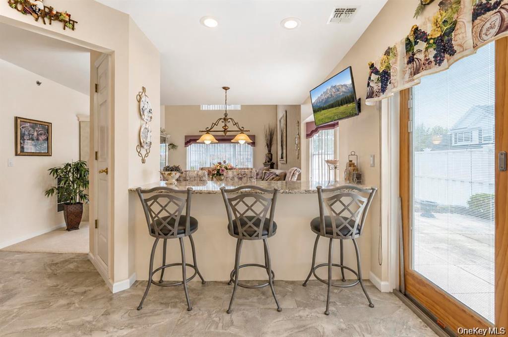 1 Jennifer Lane — photo 19