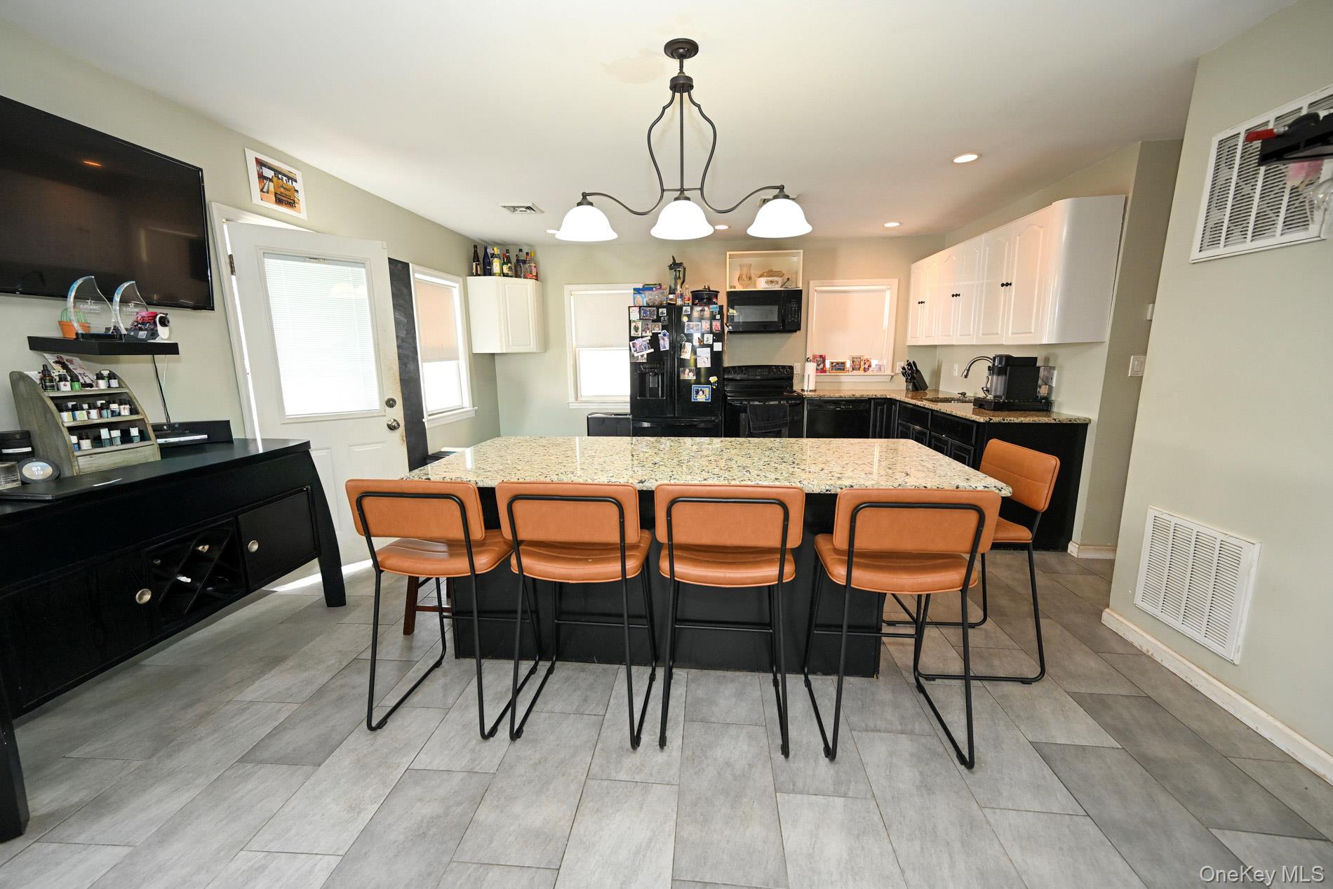 151 Nassau Boulevard — photo 2