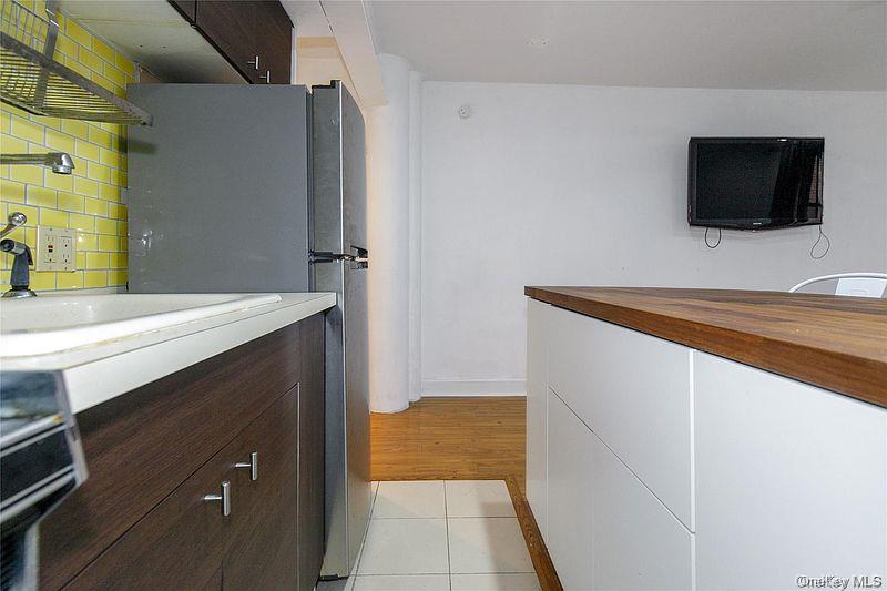 15 Canterbury Road #C10 — photo 9