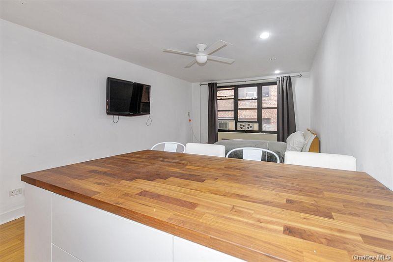 15 Canterbury Road #C10 — photo 10