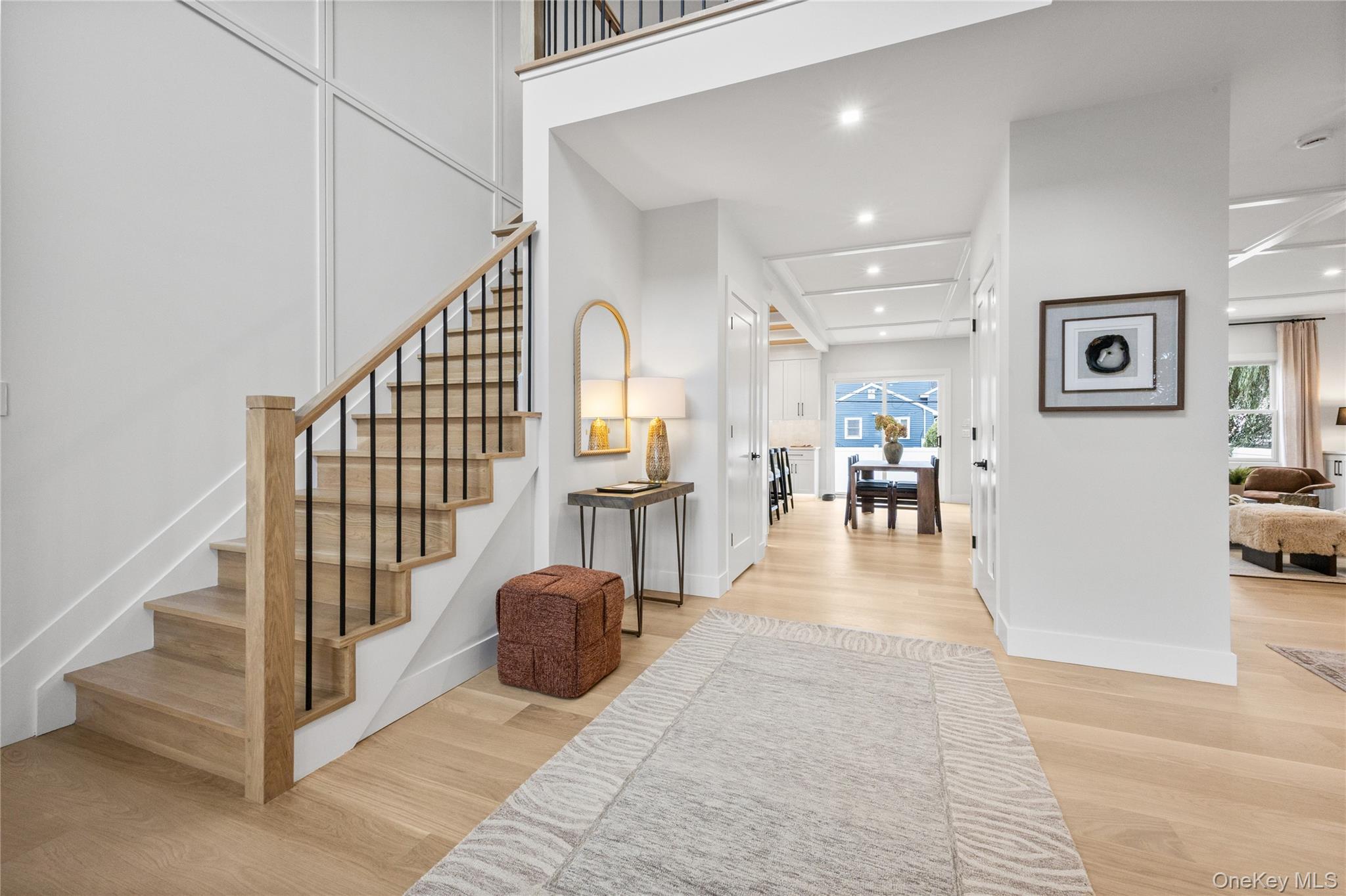 746 Blackstone Avenue — photo 7