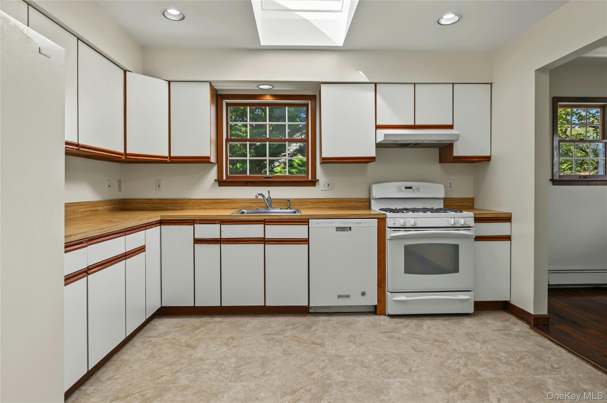 76 Hernan Avenue — photo 11