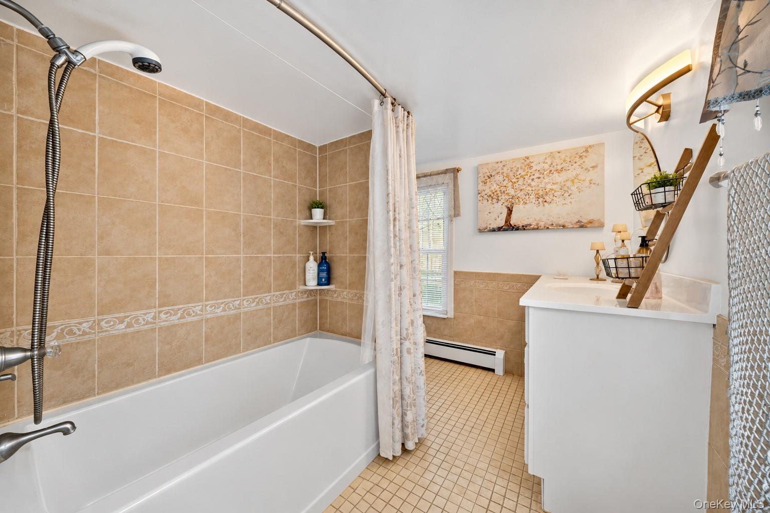 1673 Northern Boulevard — photo 14
