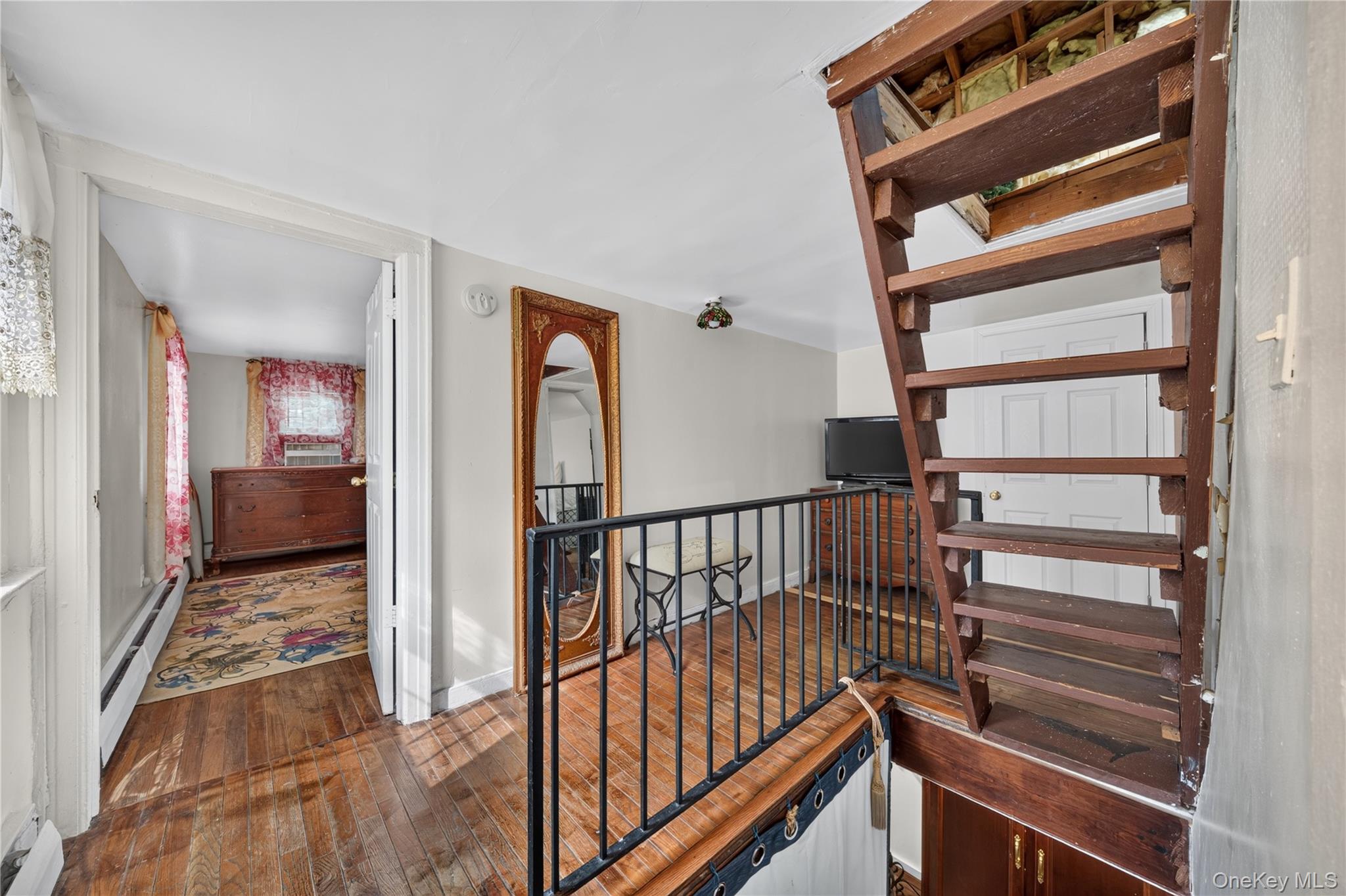 1673 Northern Boulevard — photo 15