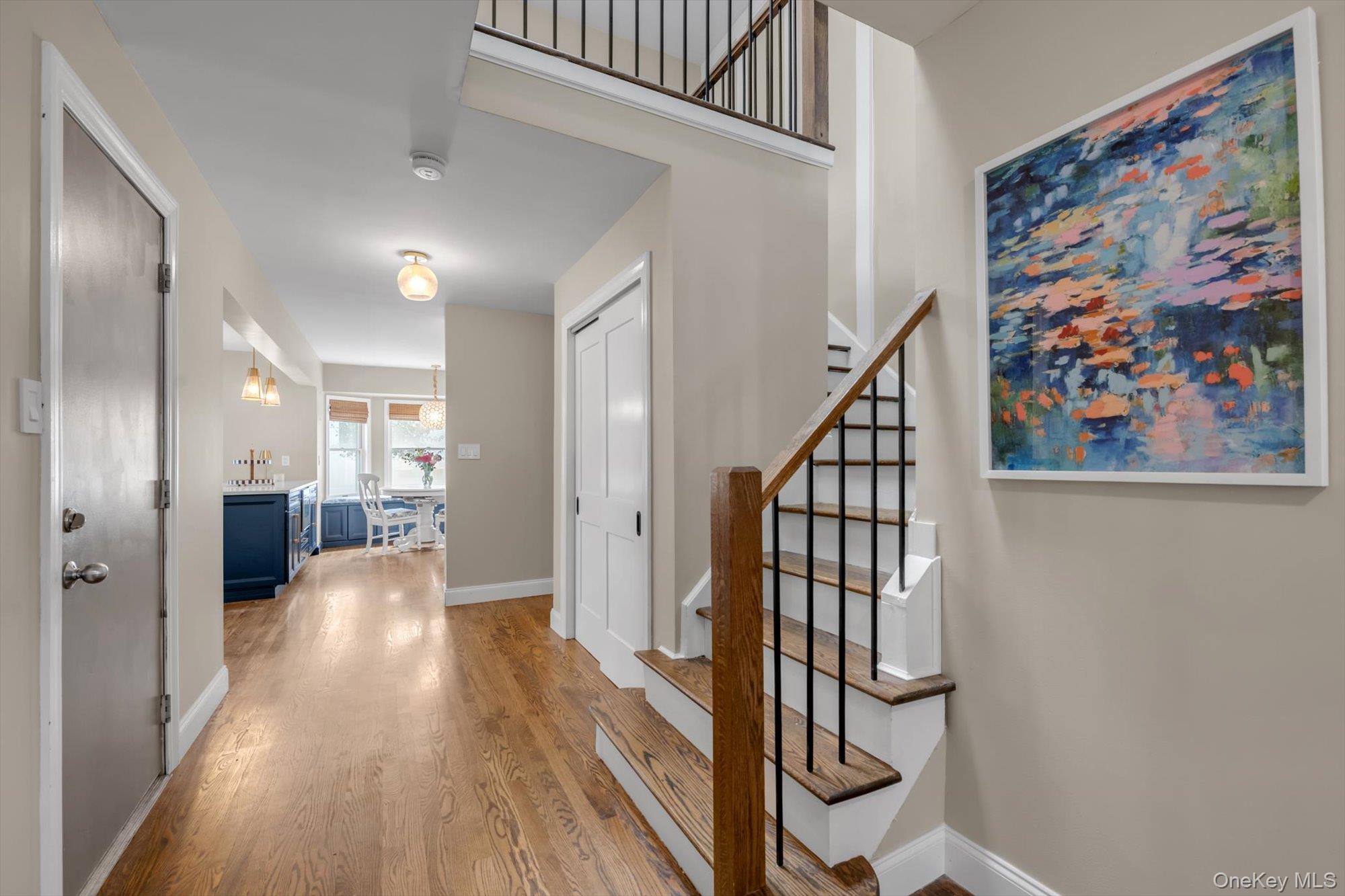 2084 Manfield Avenue — photo 13