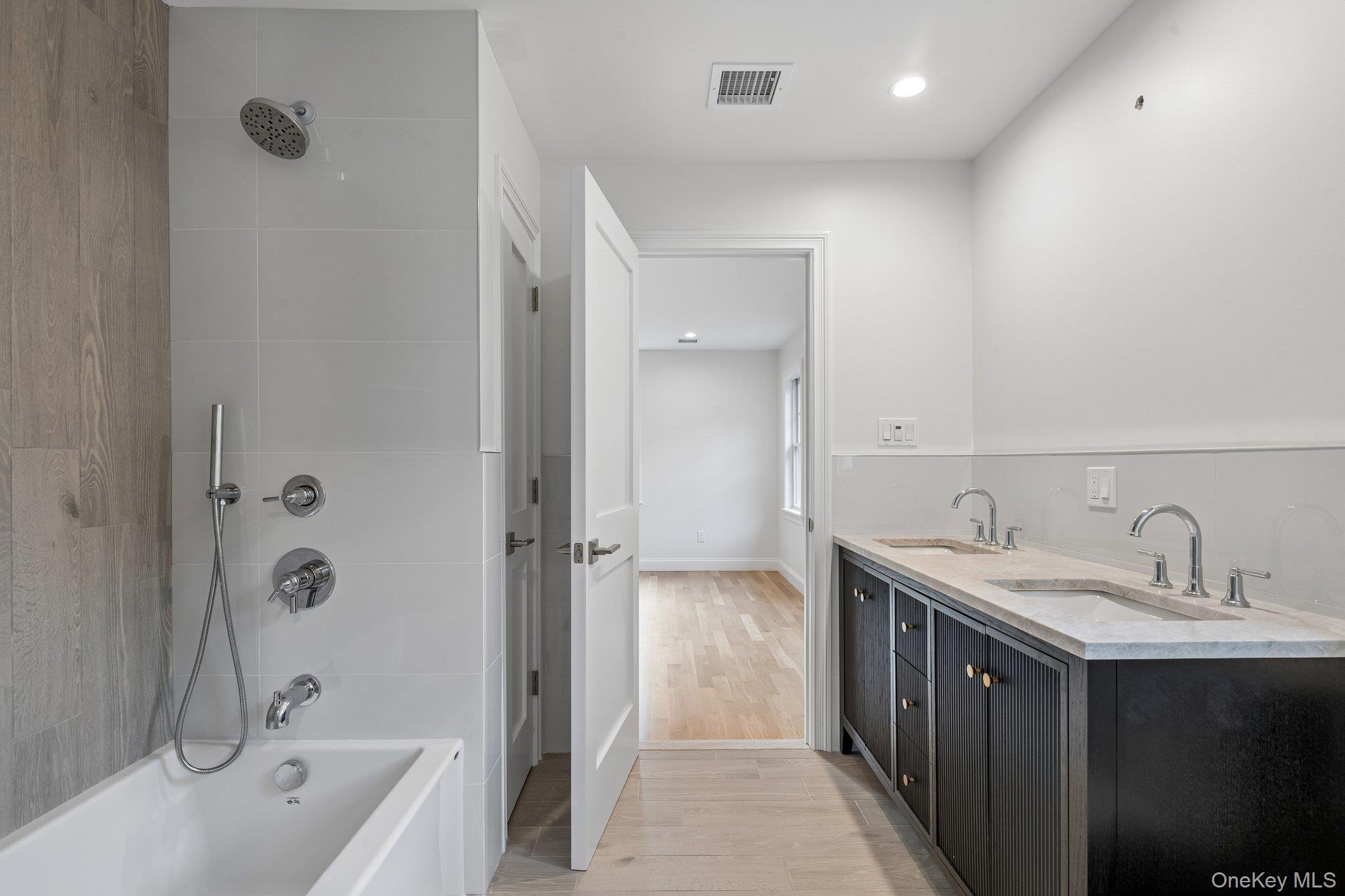 12 Orchard Meadow Road — photo 23