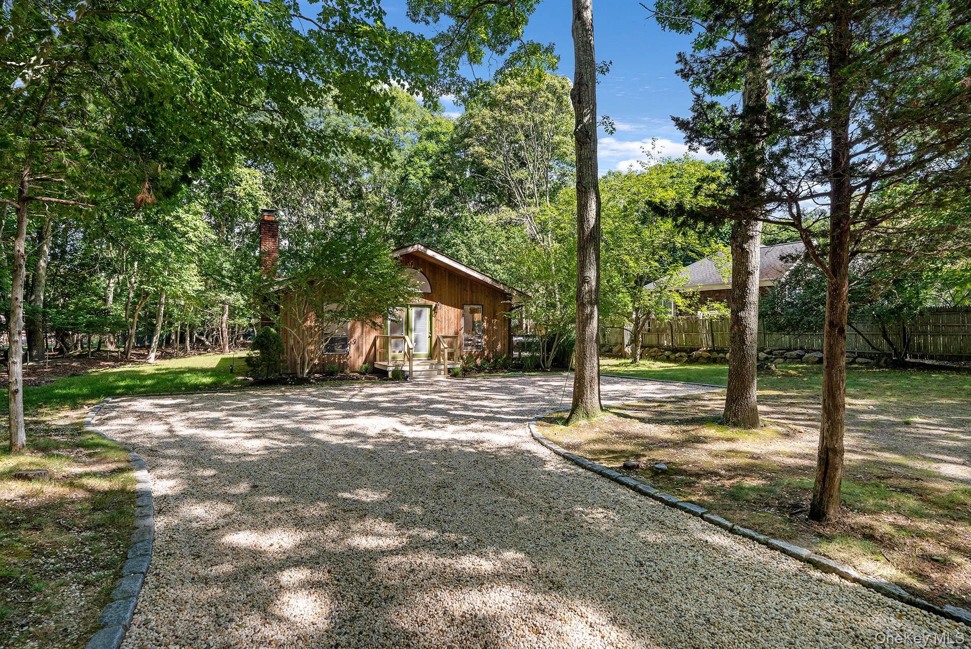 66 Sycamore Drive — photo 2