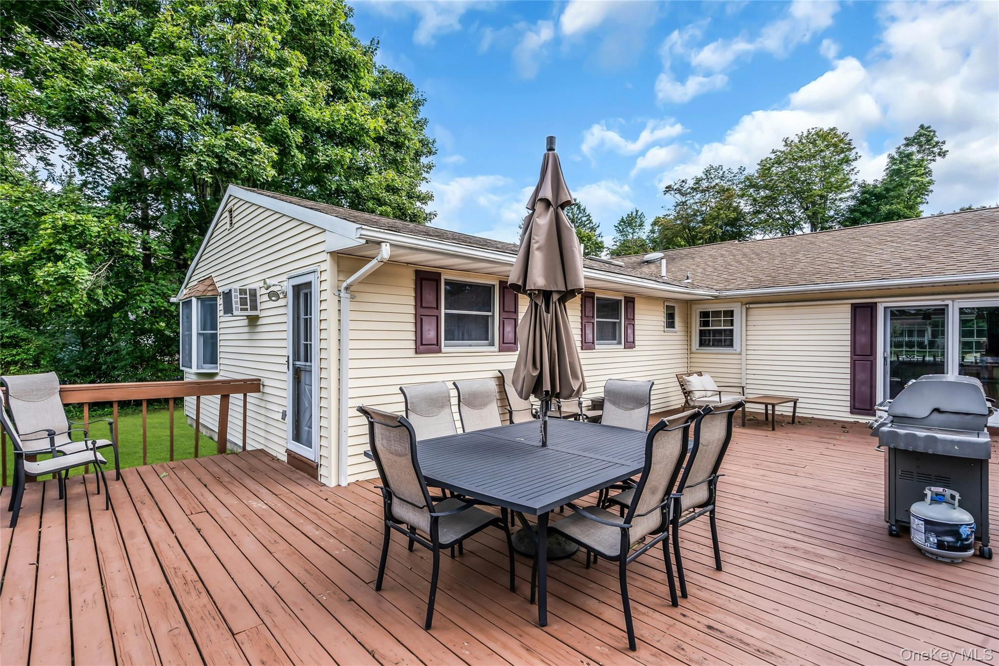168 Cambon Avenue — photo 34