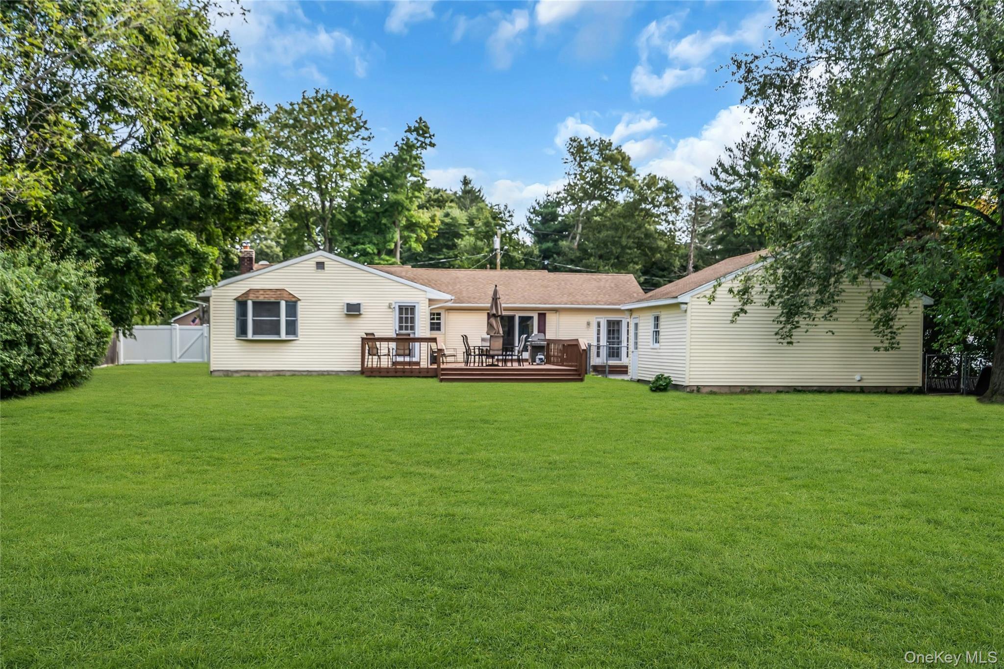 168 Cambon Avenue — photo 37