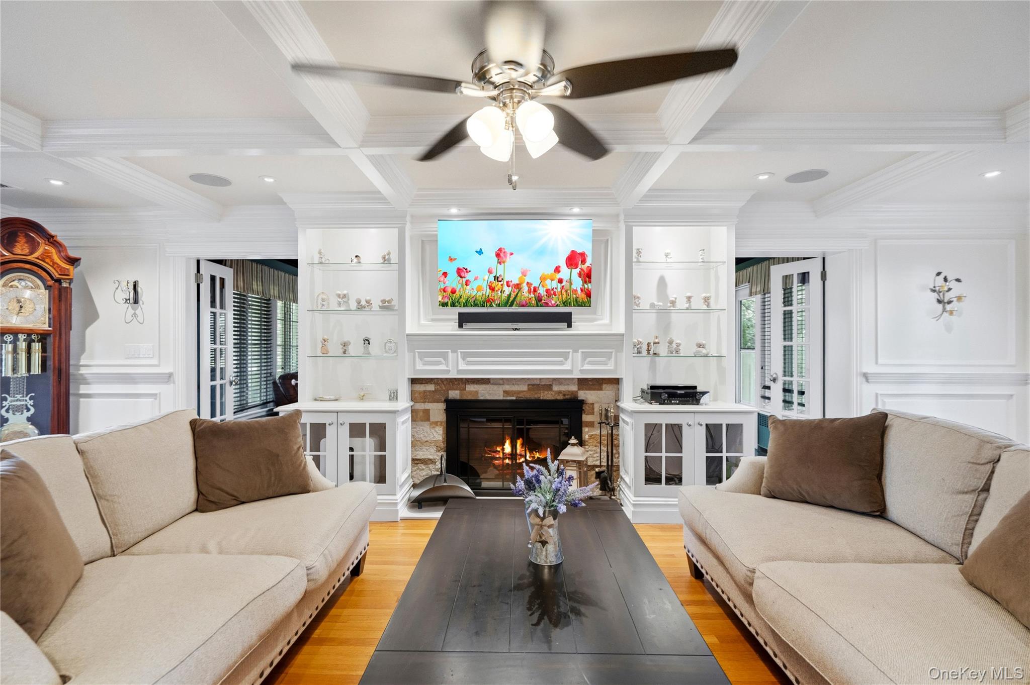 22 Nassau Boulevard — photo 4