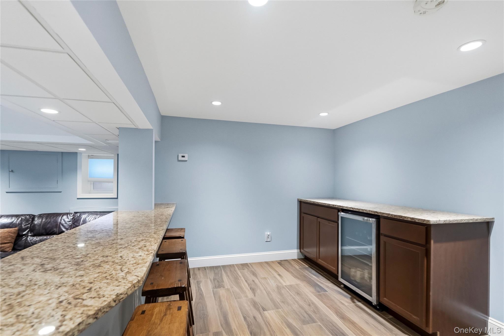 22 Nassau Boulevard — photo 42