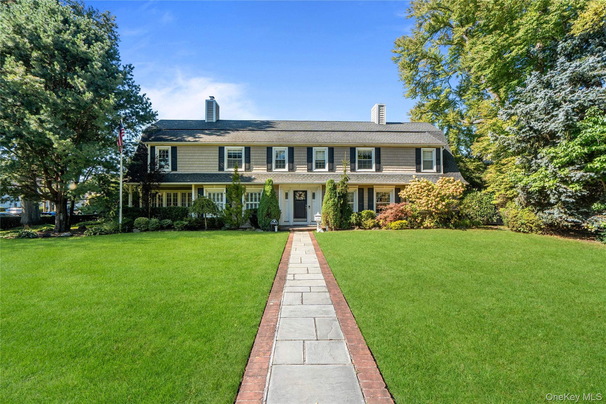22 Nassau Boulevard, Garden City