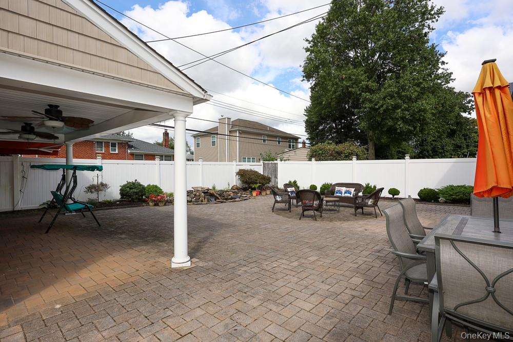 21 Kathleen Drive — photo 35