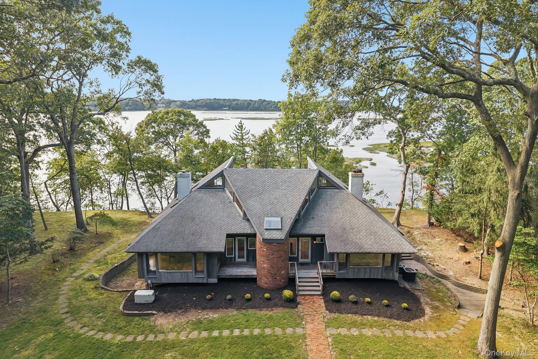 89 Harbor Road