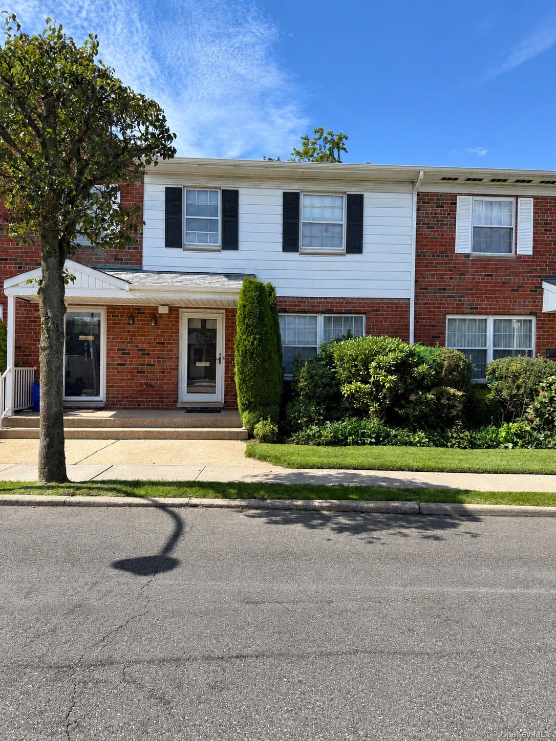 678 Front Street #G, Hempstead