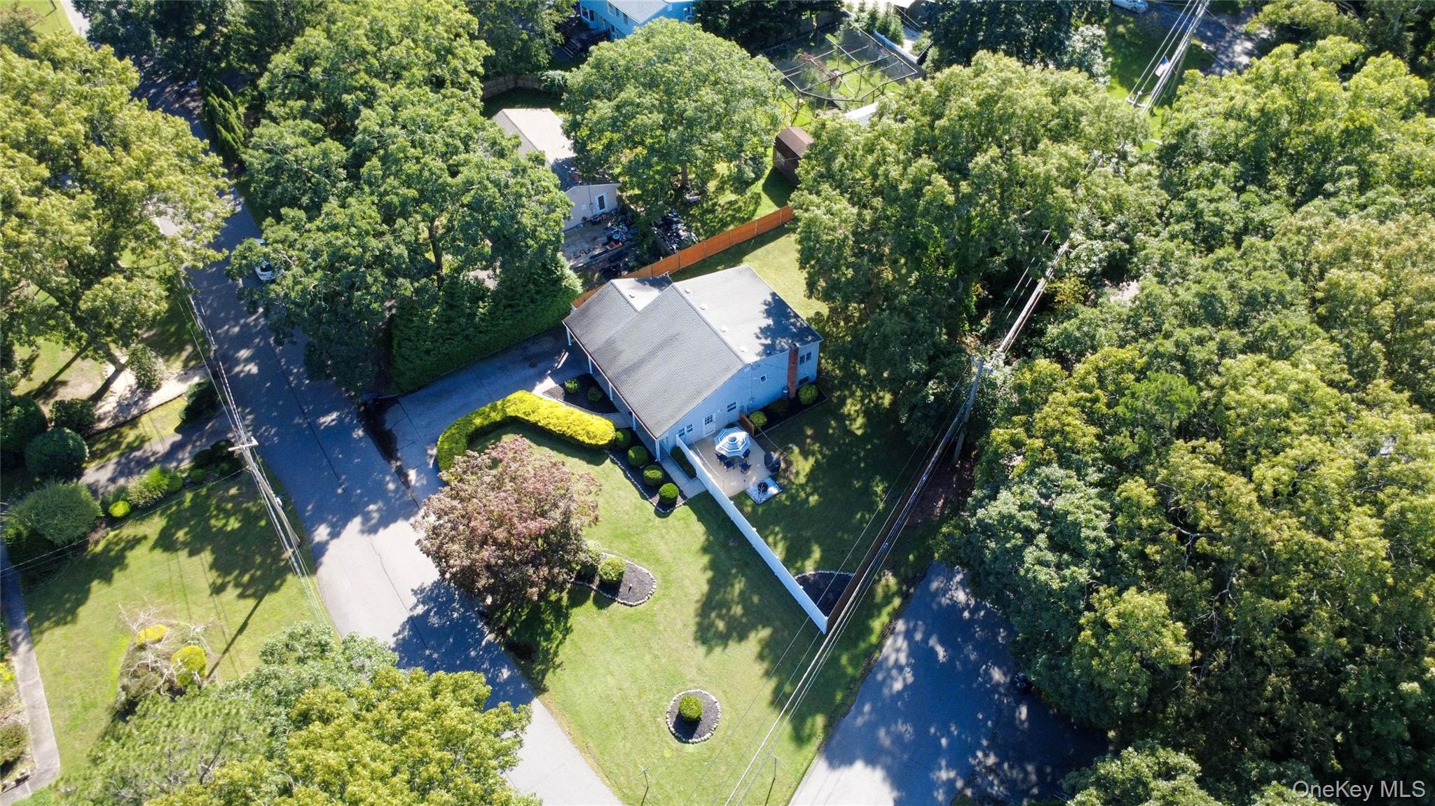 22 Half Moon Pond Road, Ridge