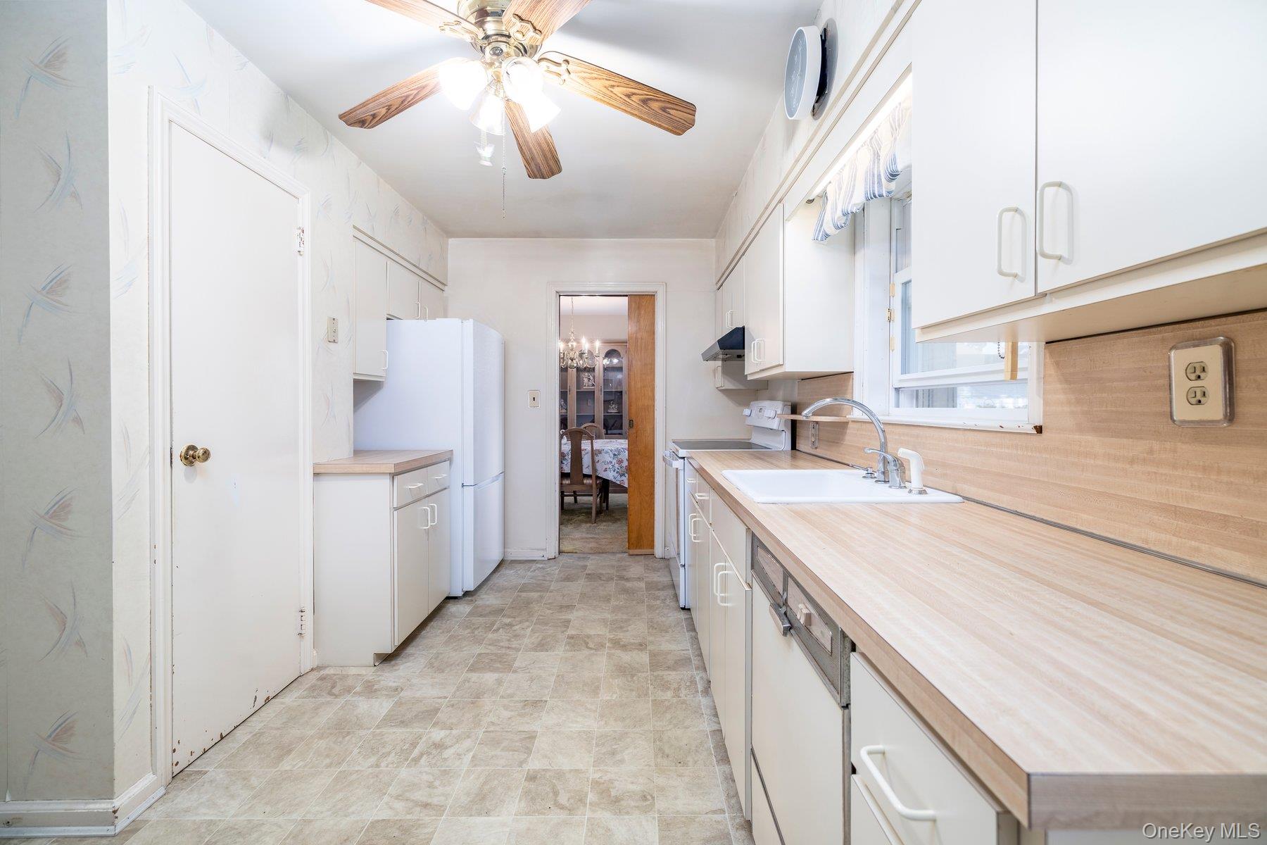 175 Carpenter Street — photo 11
