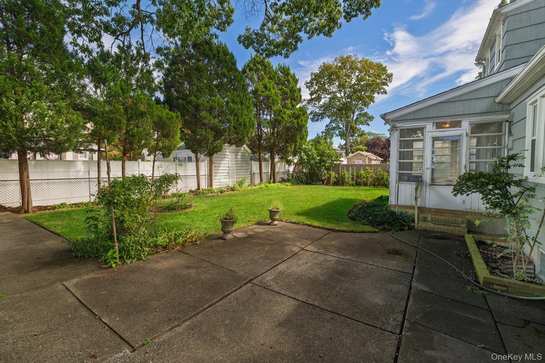 175 Carpenter Street — photo 32