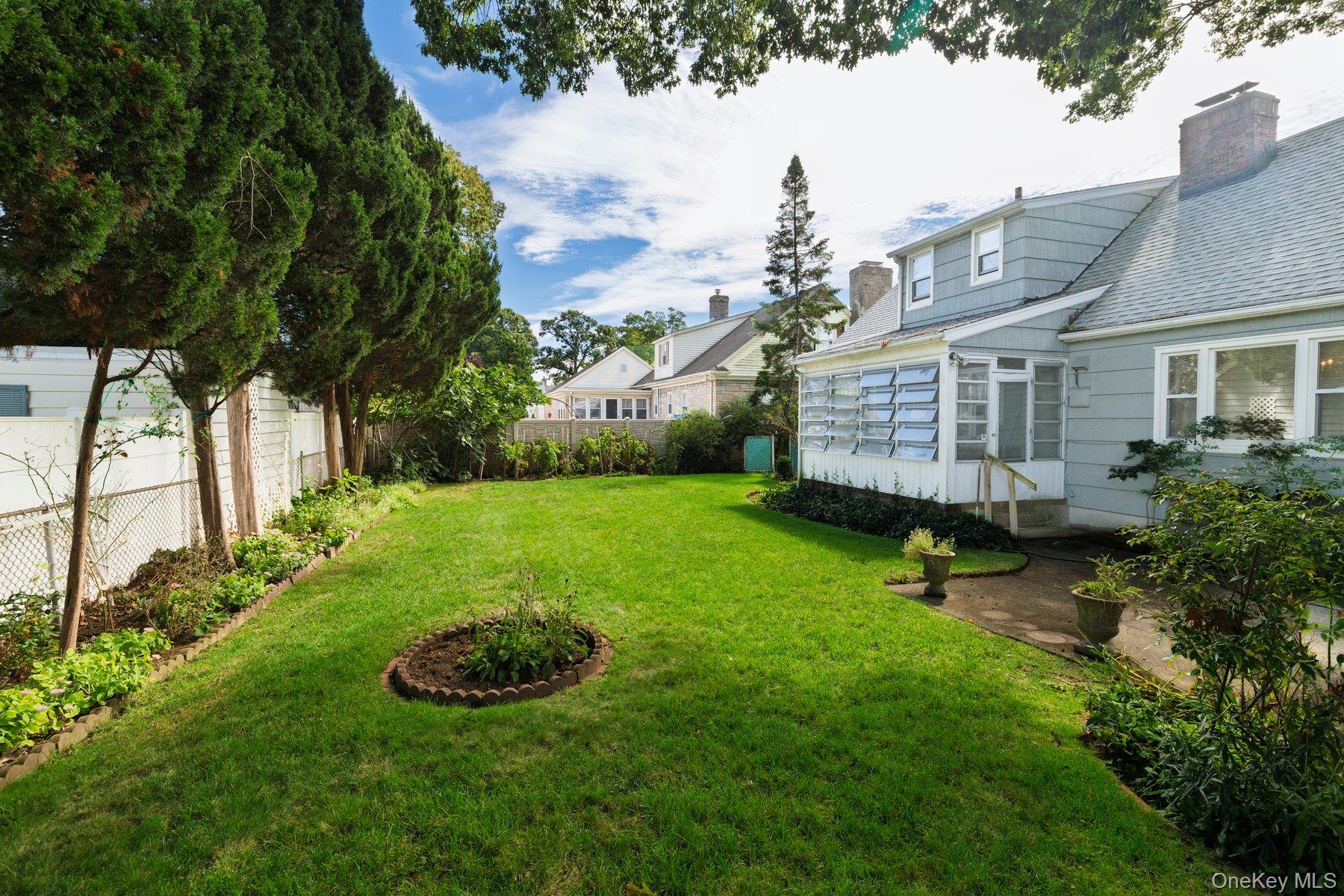 175 Carpenter Street — photo 33