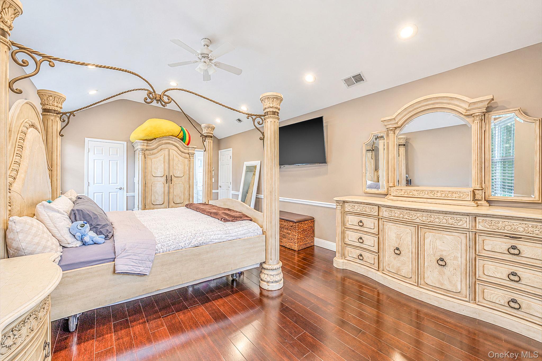 4 Crystal Brook Court — photo 26