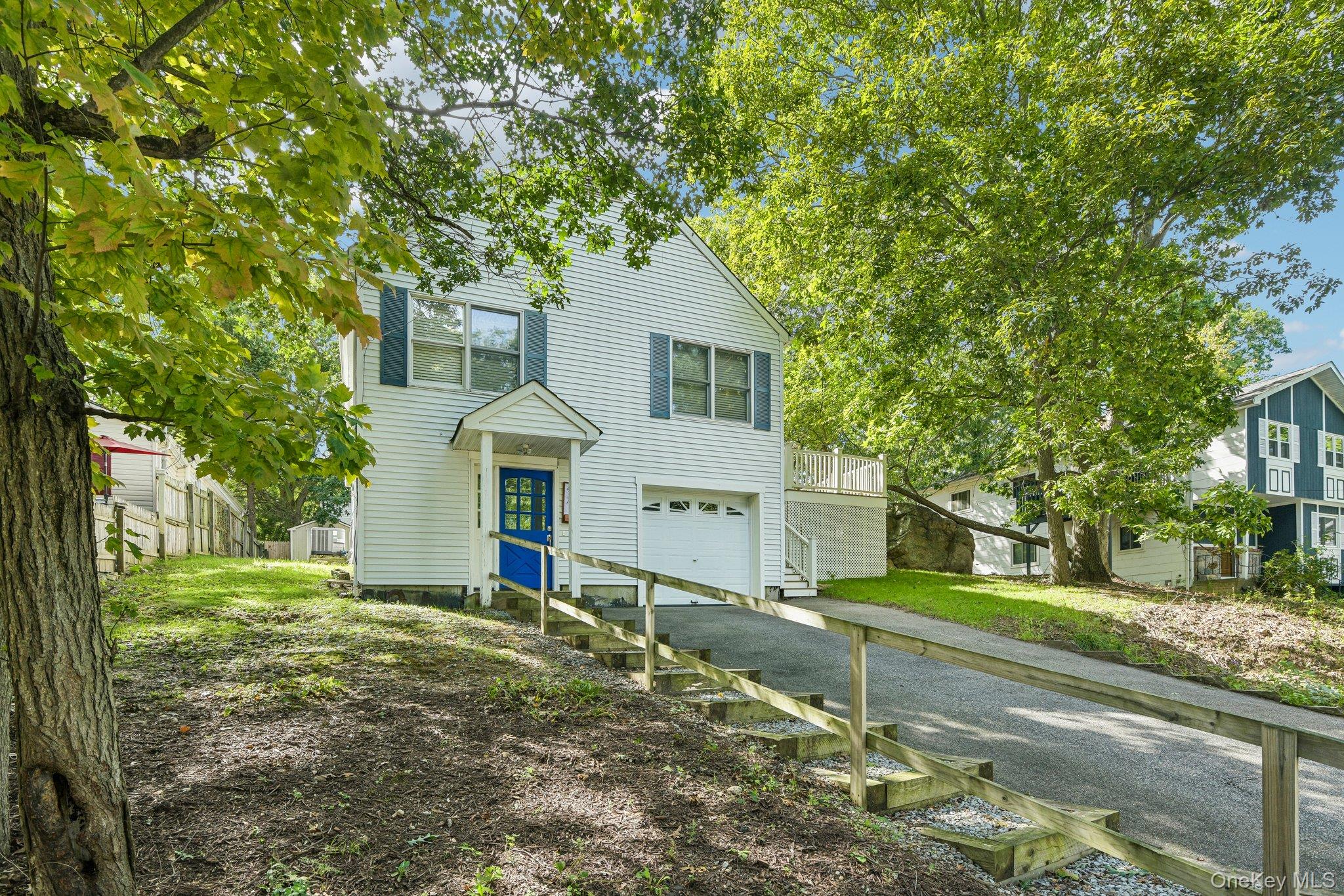 417 Echo Avenue — photo 2