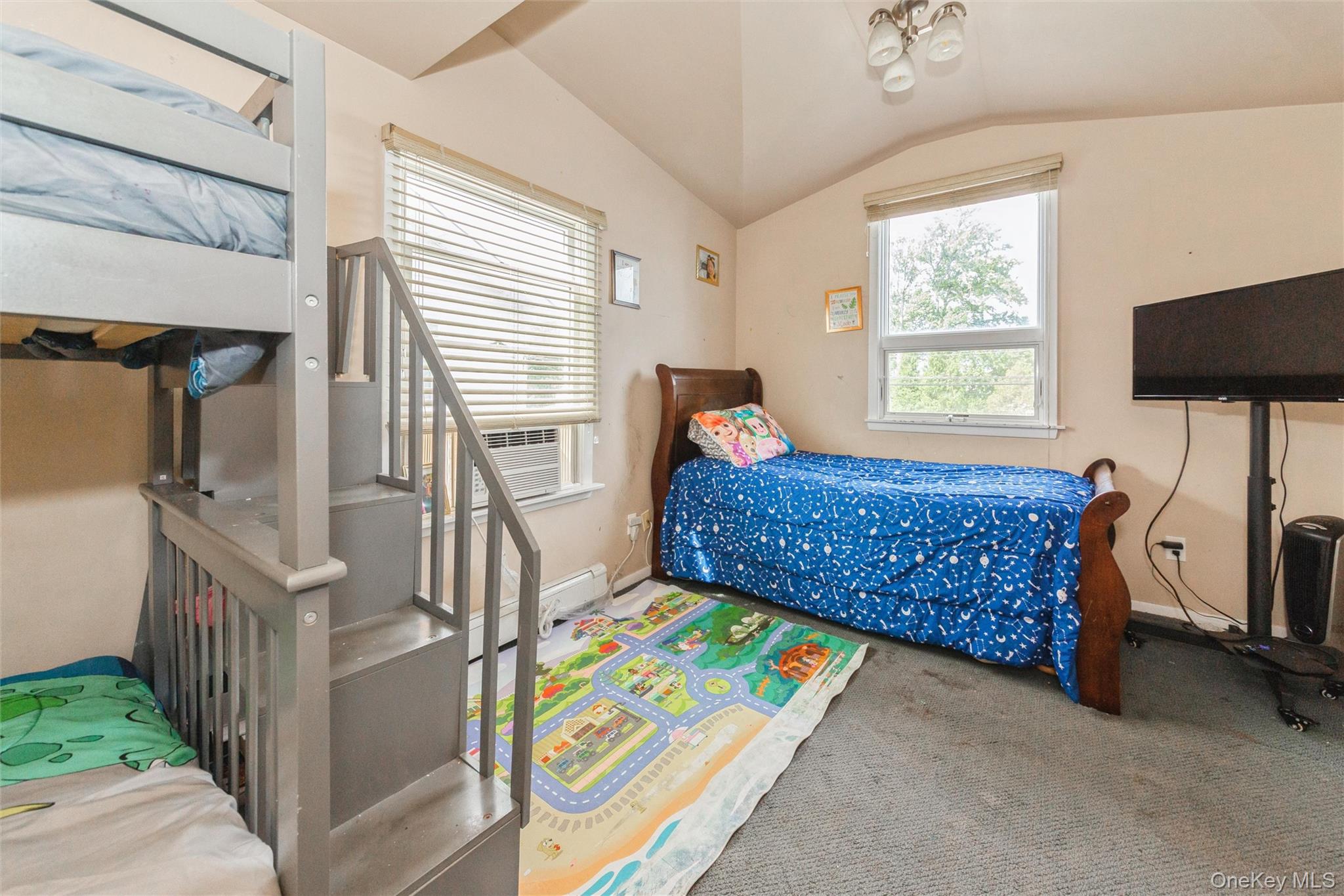 1423 Sturl Avenue — photo 20