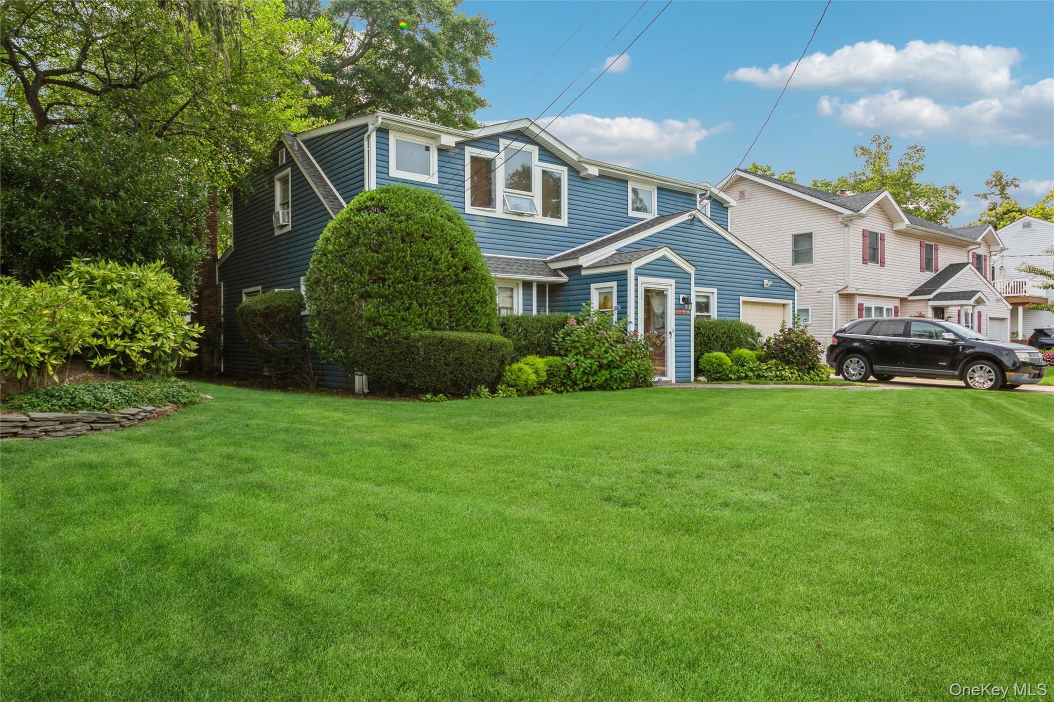 1423 Sturl Avenue — photo 2