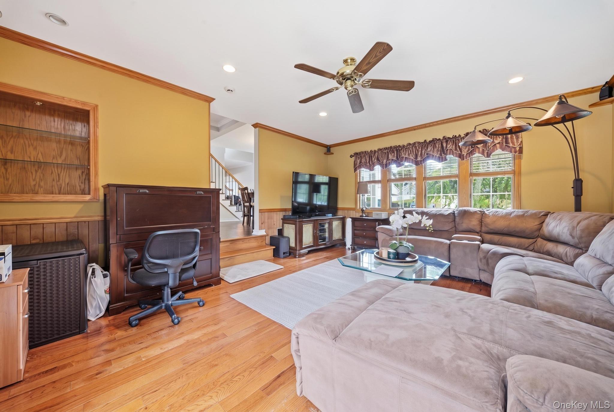458 Wilson Street — photo 17