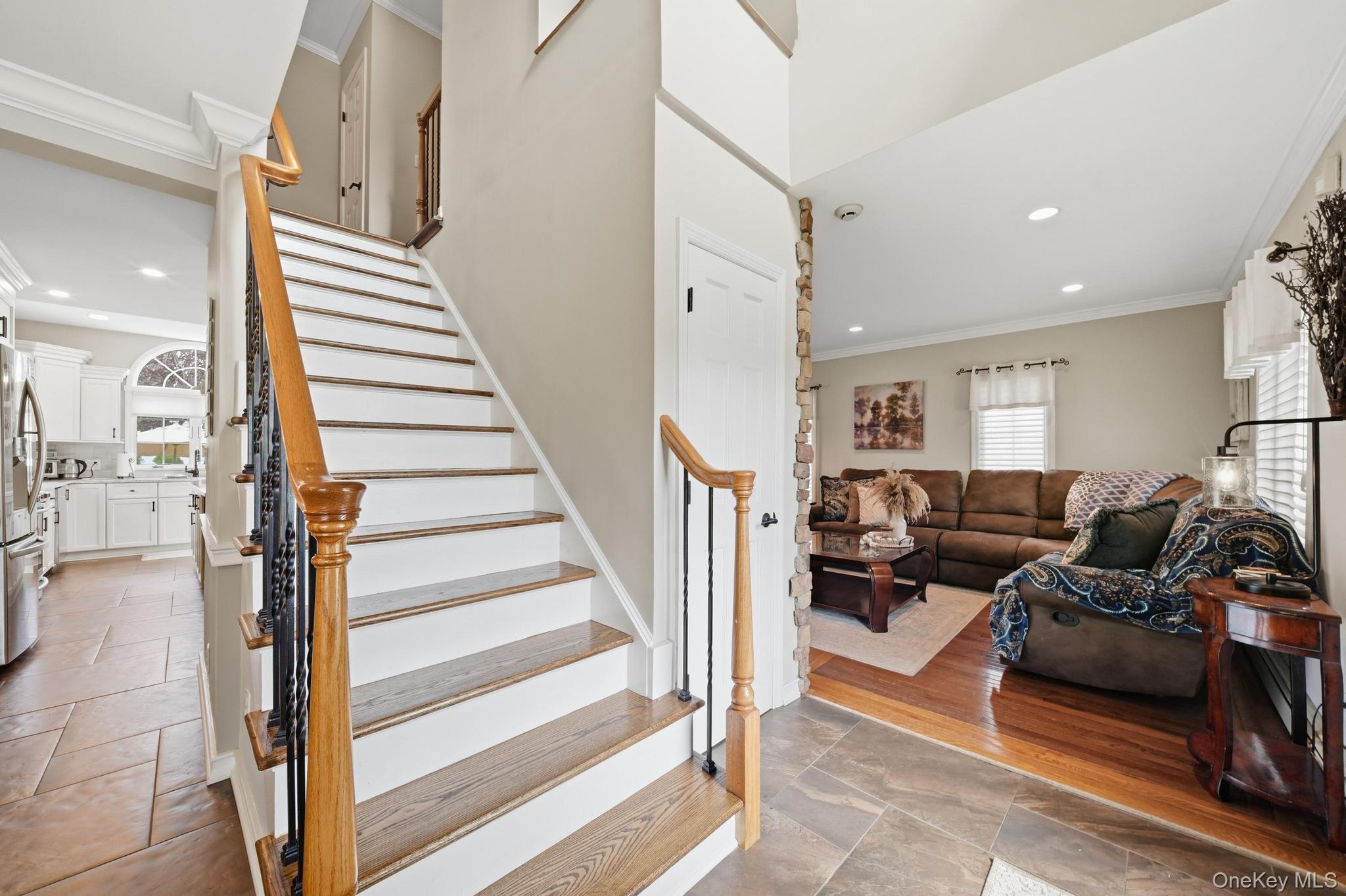 458 Wilson Street — photo 3
