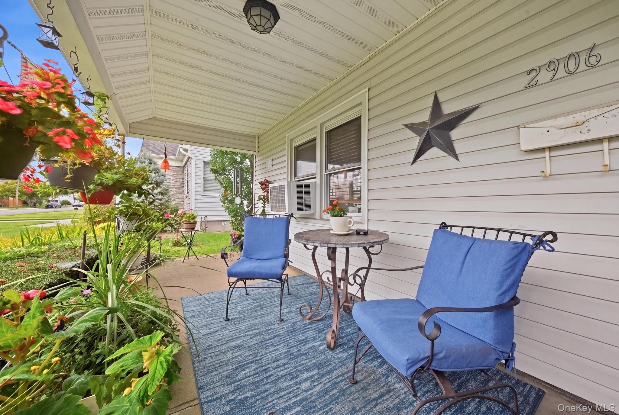 2906 Court Street — photo 3