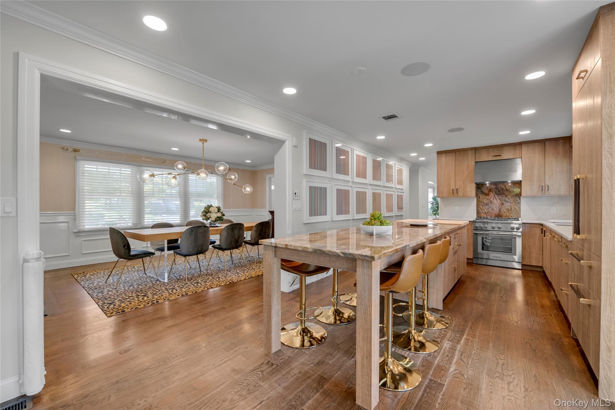 17 Colonial Road — photo 12