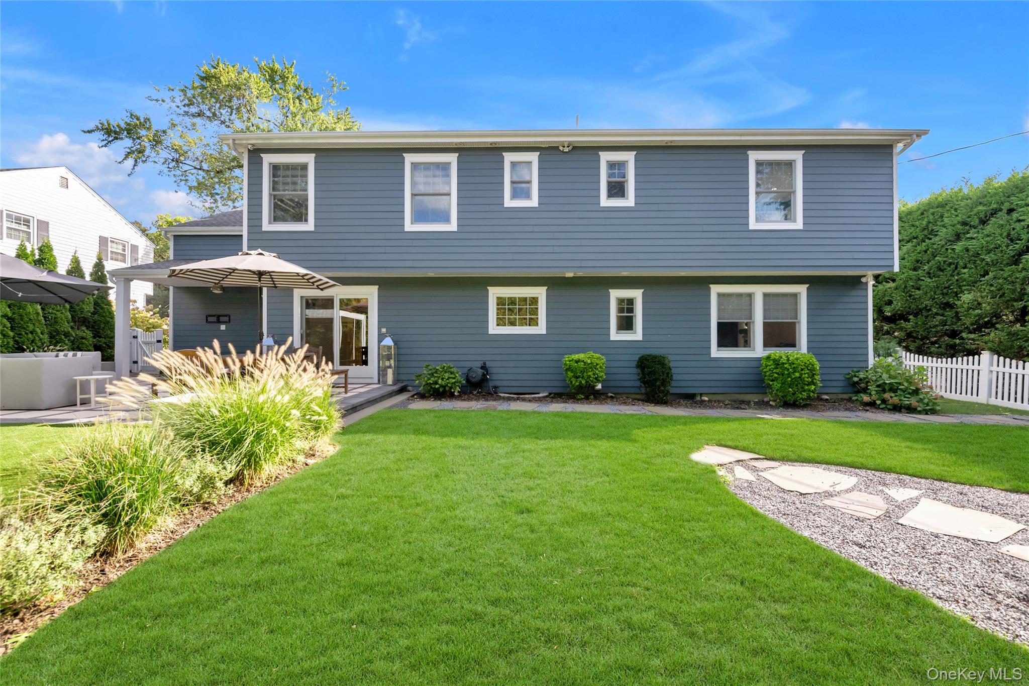 17 Colonial Road — photo 36