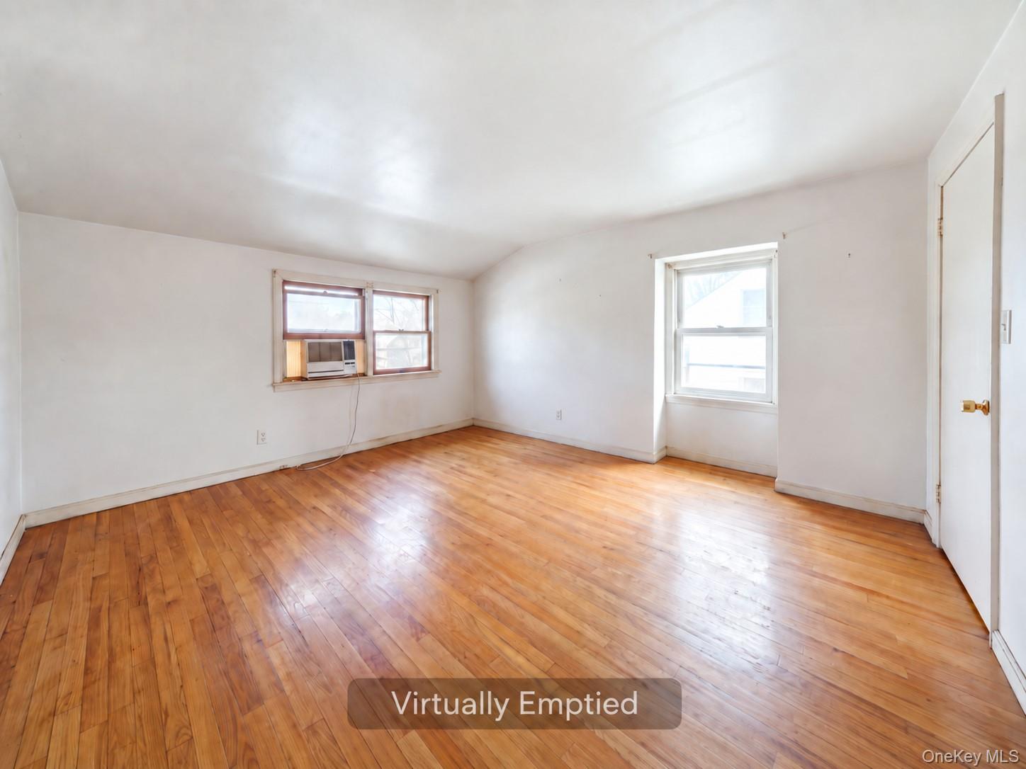 70 14th Avenue — photo 14