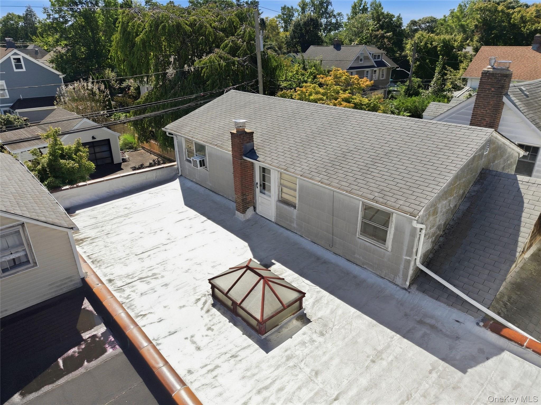 70 14th Avenue — photo 19