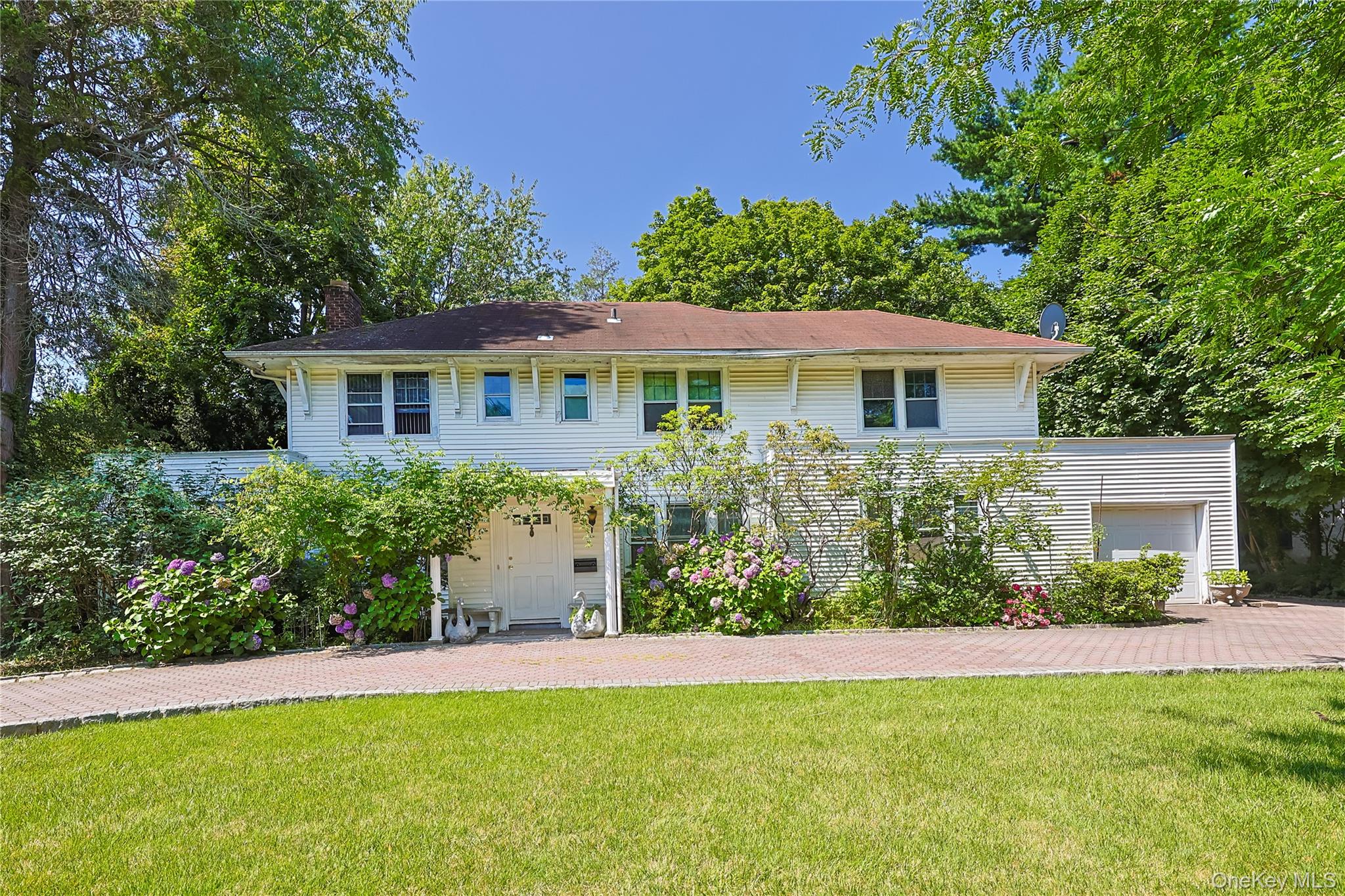 14 Clover Drive