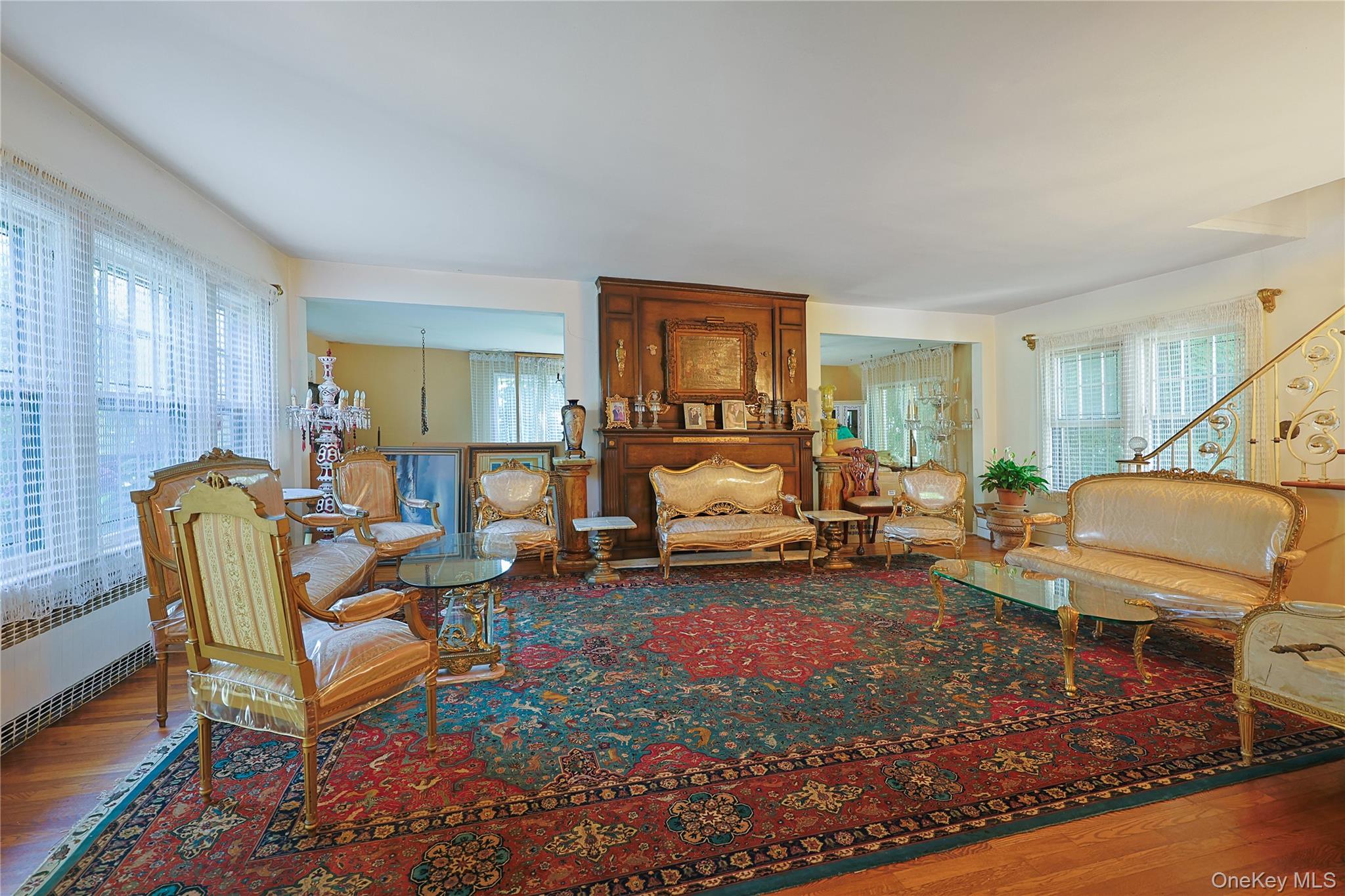 14 Clover Drive — photo 2