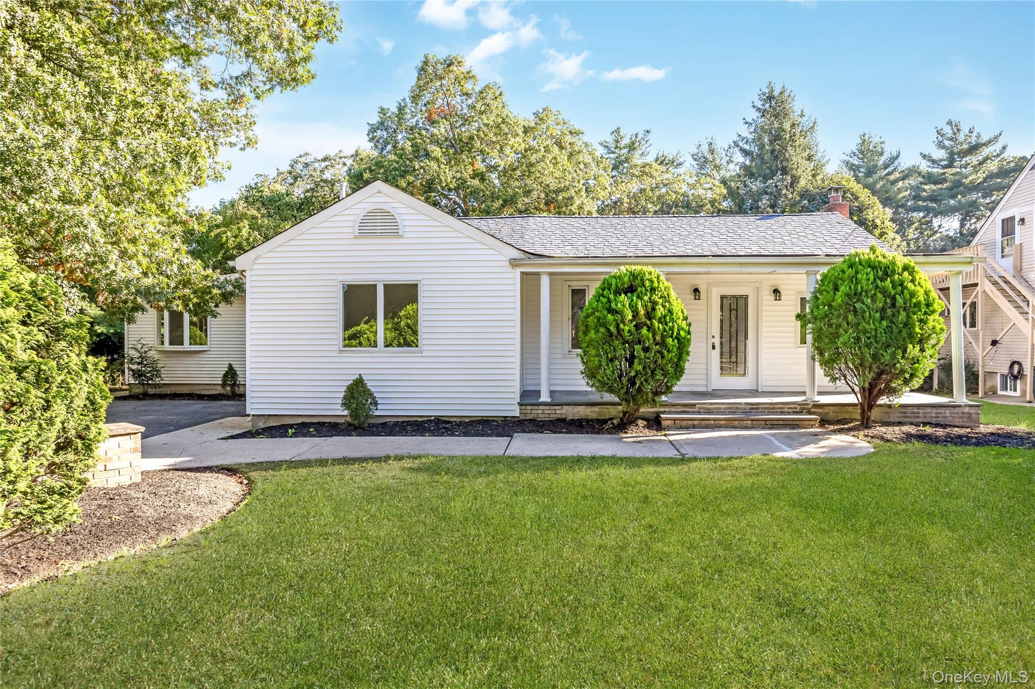 52 Rexmere Avenue, Farmingville