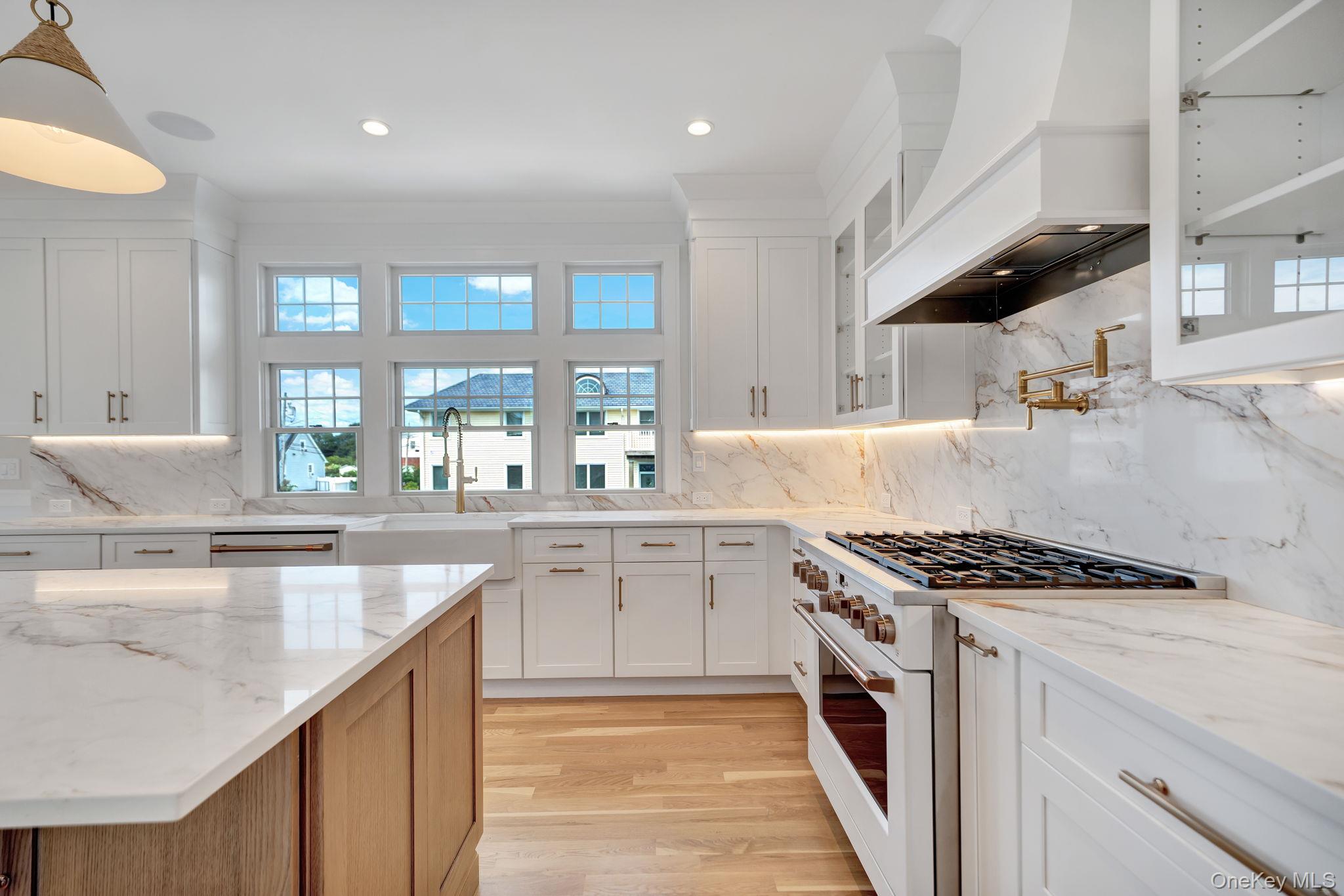 3681 Naomi Street — photo 8